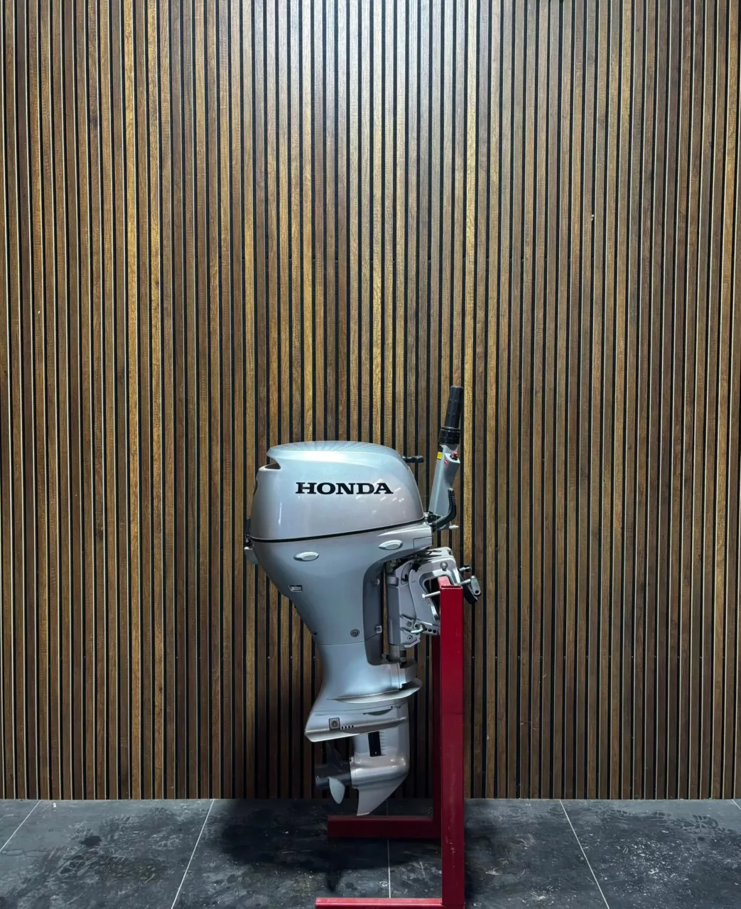 honda-20-pk-21-69435-1043x1280-2.webp 2021 Honda 20 HP outboard engine. - Image 1