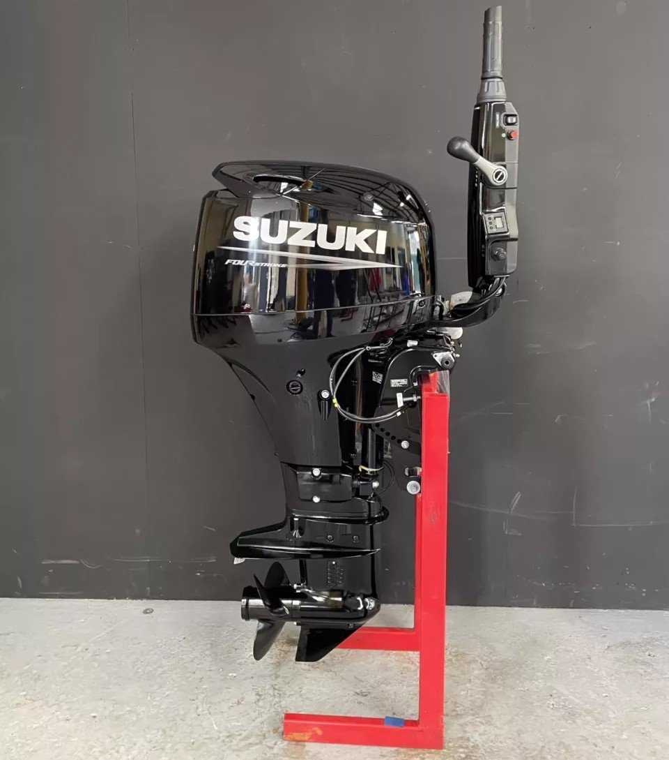 suzuki-60-pk-efi-51785-960x1280-244444-1.jpg Suzuki 60 HP EFI DF60ATHL outboard engine. - Image 1