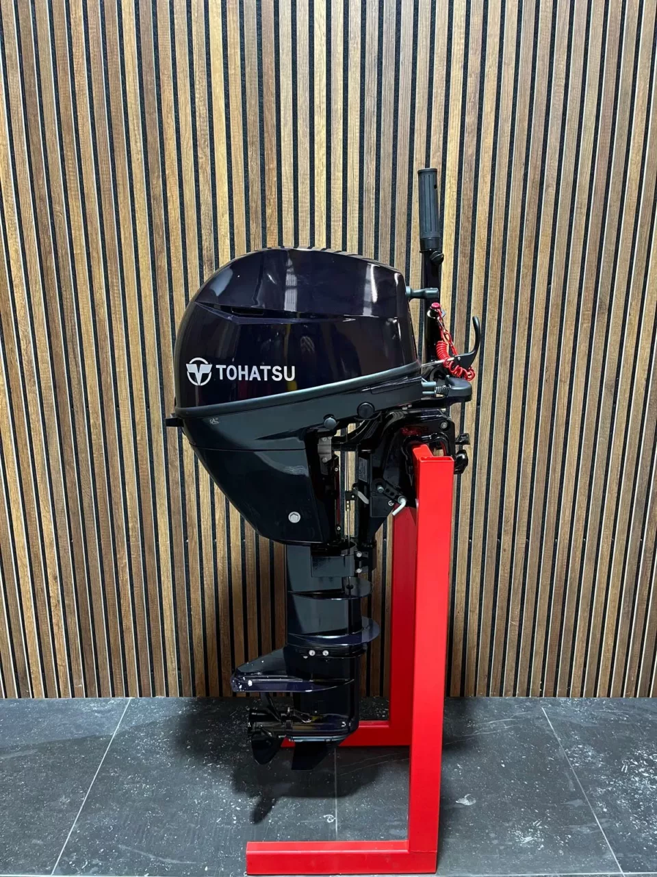 tohatsu-8-pk-efi-66265-960x1280-2.webp Tohatsu 8HP EFI outboard engine. - Image 1
