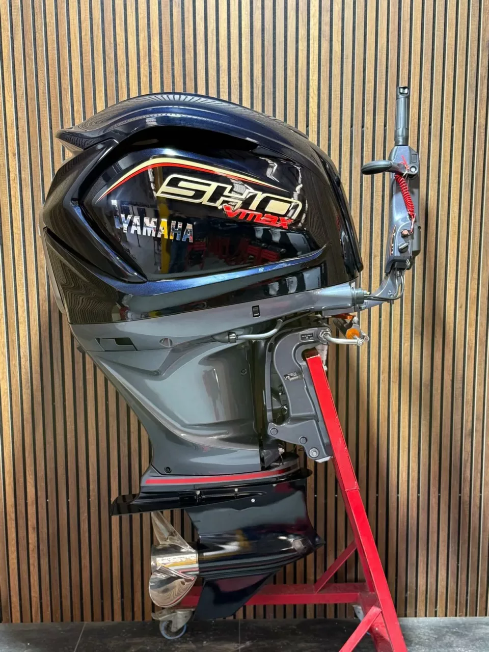 yamaha-250-pk-v-max-sho-68610-960x1280-2.webp Yamaha 250 HP V-MAX SHO outboard engine. - Image 1