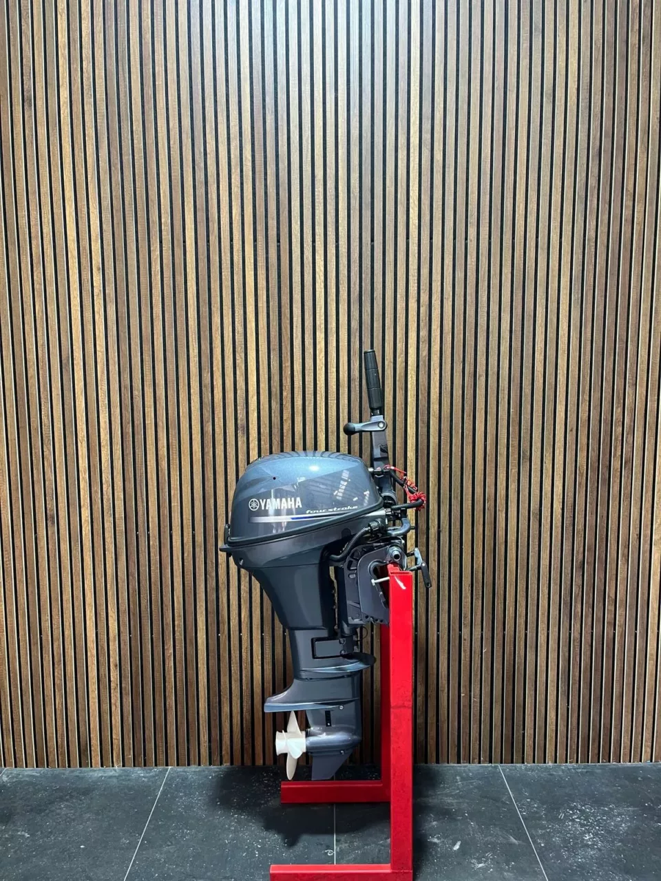 yamaha-f8fmhs-24-67670-960x1280-2.webp 2024 Yamaha F8FMHS outboard engine. - Image 1